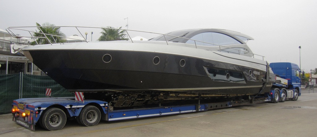 Trasporto Barche a vela e motore sul lago di Garda